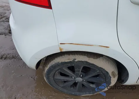 2013 Kia Rio Ex z USA, uszkodzony, nr VIN KNADN5A31D6239808